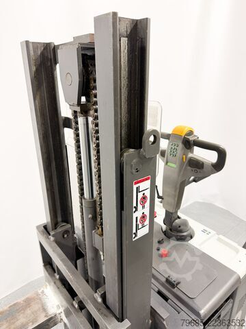 High Lift stacker Atlet PDP200