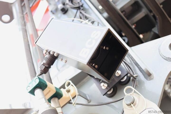 All terrain crane Grove GMK5150XL Available For Rent, Dutch Registration,