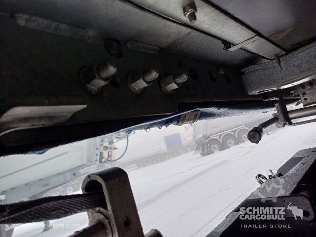 Auflieger mit Pritsche & Plane Schmitz Cargobull Curtainsider Standard Getränke