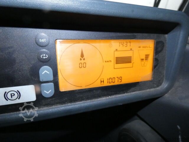 Elektro 4 Rad-Stapler Jungheinrich EFG S 30