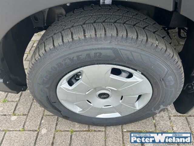 Double cab van Ford Transit Kasten 350 L4 Trend StandHZG Navi 360 Kamera ACC Klimaautom SHZ LenkradHZG Parklenkass.