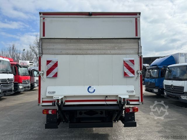 Box truck MERCEDES-BENZ ATEGO 1524 L Koffer 6,1 m LBW BÄR 1,5 T*NL 7,9 T