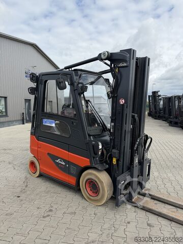 Electric 4-wheel forklift Linde E25-01