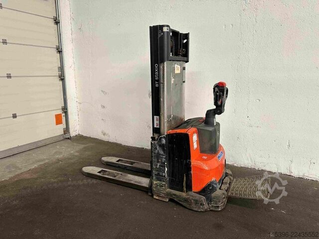Hochhubwagen BT SWE 100