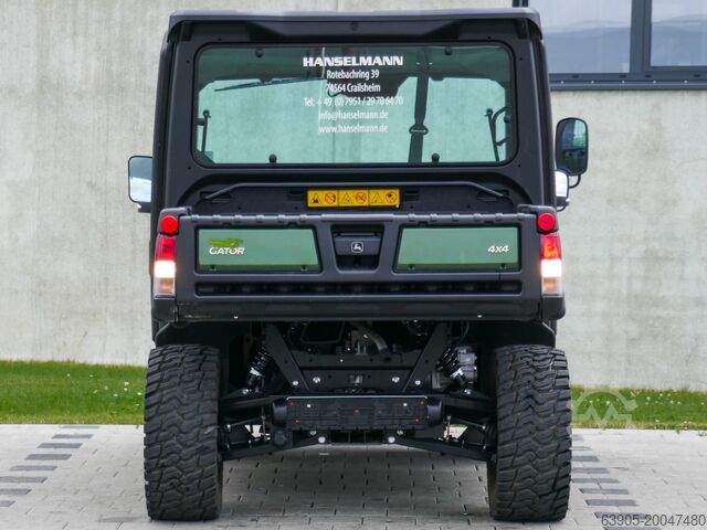 Tugger John Deere Gator XUV865M