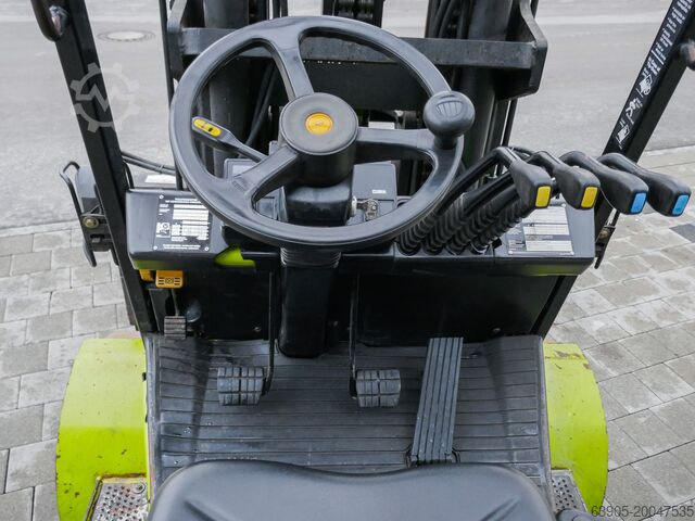 Gas forklift Clark CGC 70