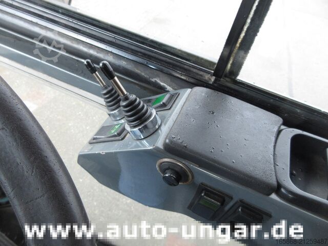 Kehrmaschine Ravo 580 Euro 5 2-Besen 50km/h Kehrmaschine S