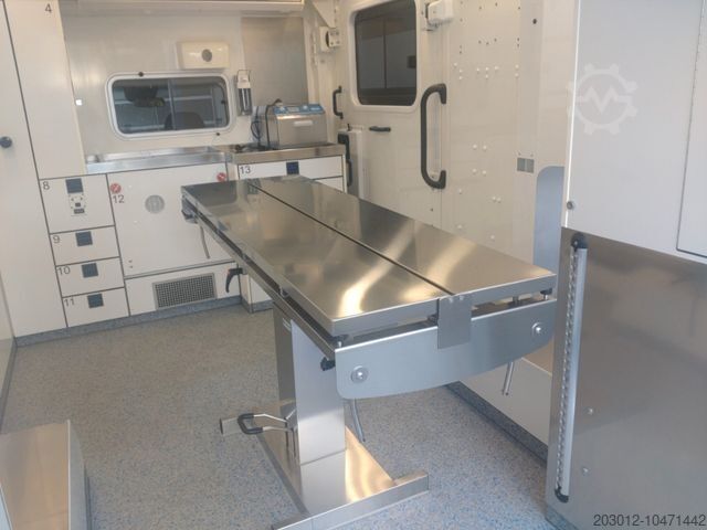 Fire truck MERCEDES-BENZ Sprinter 519 Tierarzt Garantie