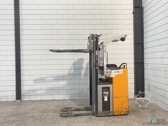 Stacker Still FXV14N