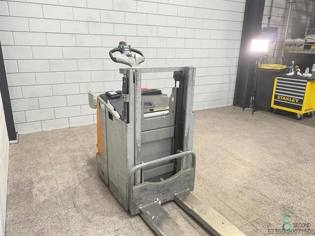 Stacker Still EXD-SF20