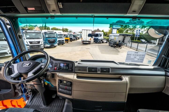 Standard tractor MAN TGX 26.580 XL BLS+INTARDER+BIG AXLES+HYDR.