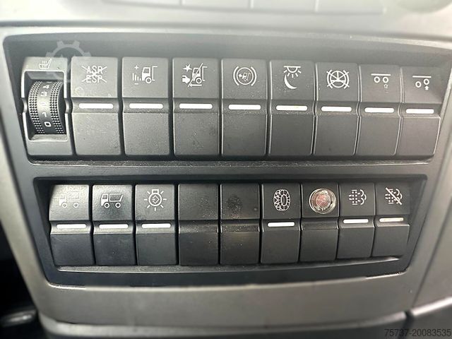 Kühlkoffer-LKW MAN TGX 26.400 6x2