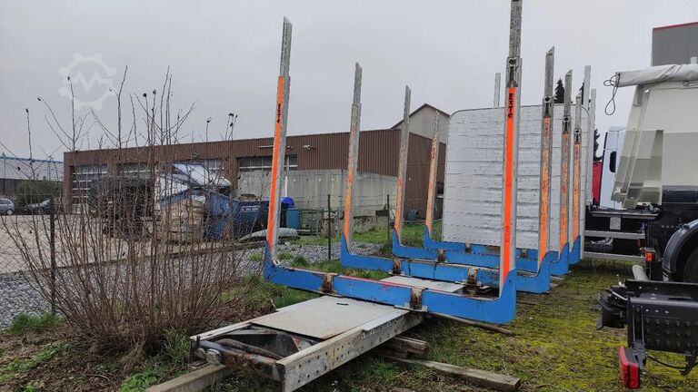 Holztransporter Diversen SCHEMELAUFBAU MIT ExTe Rungen, Schemel SCHEMELA...