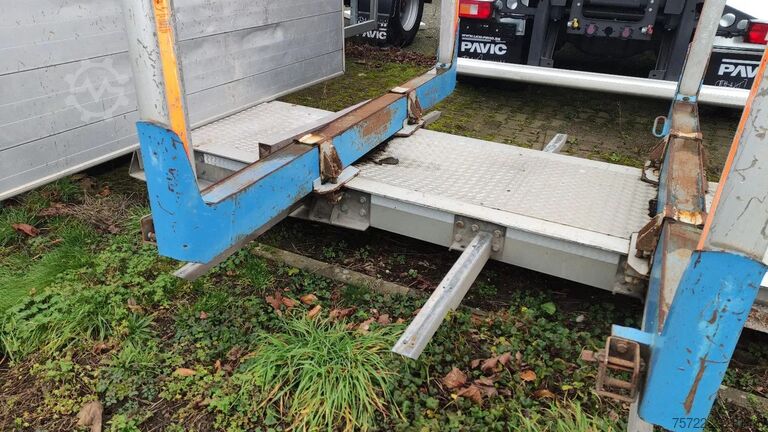 Holztransporter Diversen SCHEMELAUFBAU MIT ExTe Rungen, Schemel SCHEMELA...