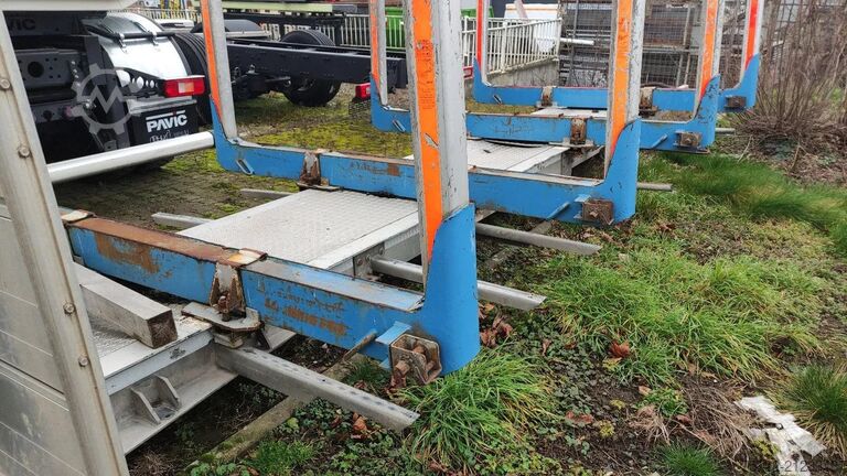 Holztransporter Diversen SCHEMELAUFBAU MIT ExTe Rungen, Schemel SCHEMELA...