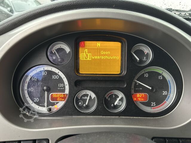 Standard-SZM DAF XF 105 460 SSC / Retarder / 968 dkm / 2 Tanks /...