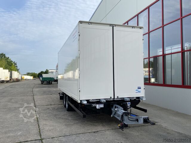 Kofferanhänger Möslein TKO 105 D 7m weiß  Tandem- Koffer, Durchladbar, -- Neufahrzeug --