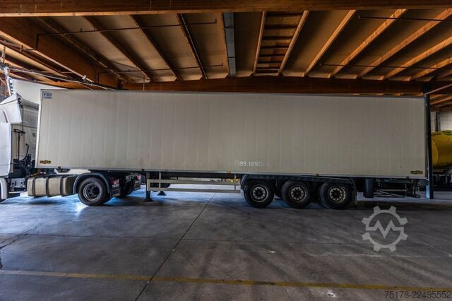 Refrigerated/freezer transport CHEREAU CHEREAU+CARRIER VECTOR 1350