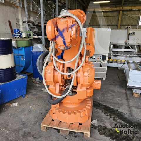 Industrial robot ABB IRB6400RM2000