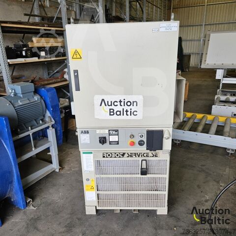 Industrial robot ABB IRB6400RM2000