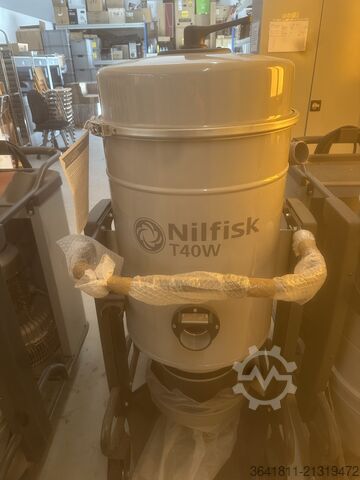 Nilfisk three-phase industrial vacuum cleaner T40W Nilfisk T40W LP FM