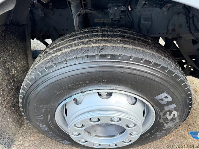 Standard-SZM DAF XF 106.440 / Space Cab / Euro6 / 2x Dieseltanks...