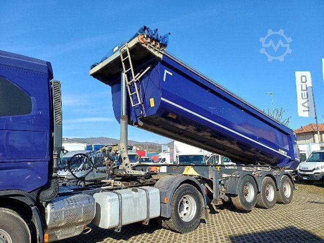 Standard tractor unit IVECO S-WAY AS440X51T/P 4X4