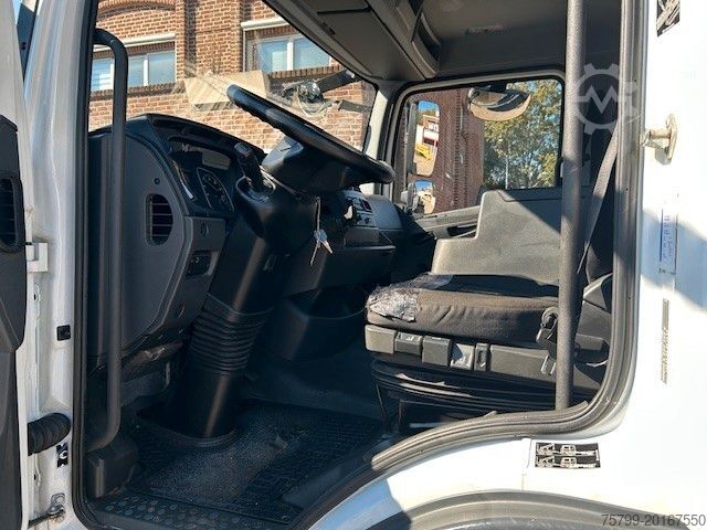 Autokran MERCEDES-BENZ 1221 Pritsche + HIAB XS077 ES 3 - 4x2 weiß