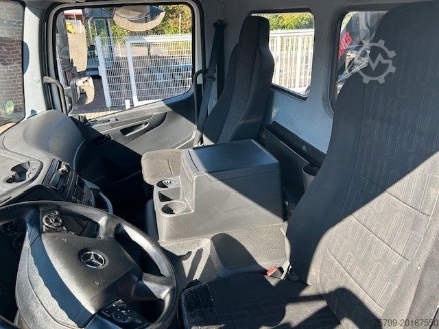 Autokran MERCEDES-BENZ 1221 Pritsche + HIAB XS077 ES 3 - 4x2 weiß