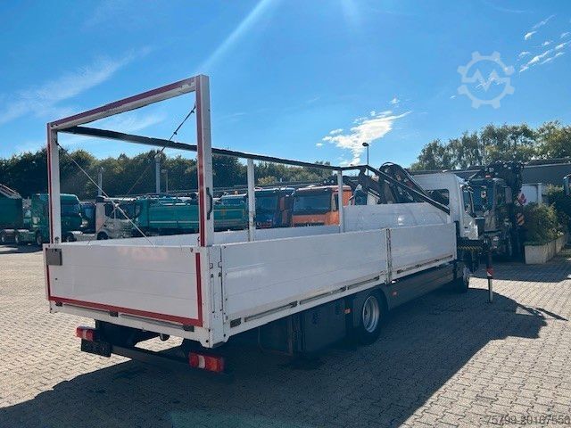 Autokran MERCEDES-BENZ 1221 Pritsche + HIAB XS077 ES 3 - 4x2 weiß