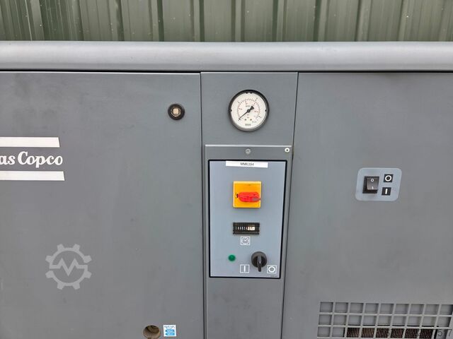 Rotary compressor Atlas Copco Airpower B.V. GX5 FF Rotary Screw Compressor and Tank