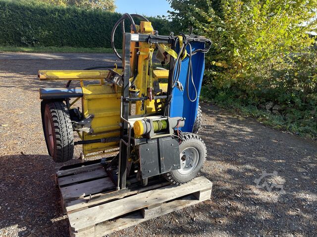 Tow truck VW Bulli Intertrade Engineering Limited Abbergungsanhänger