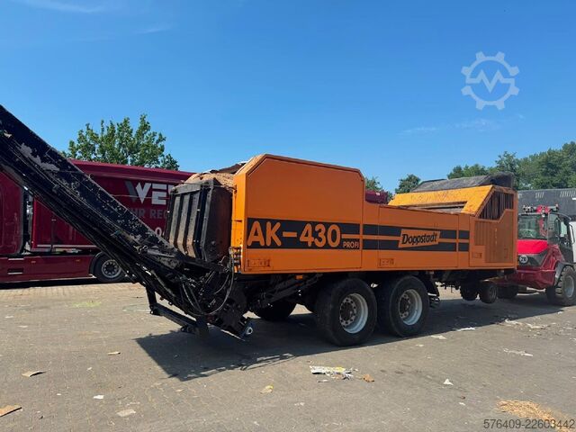 Mobile shredding plant Doppstadt AK 430 Profi
