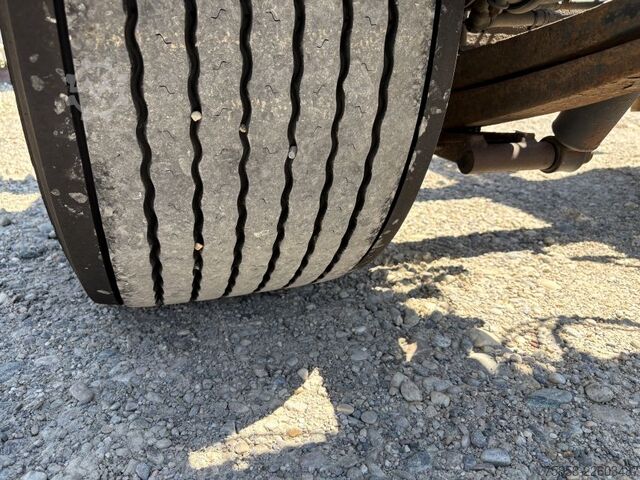 Swap chassis trailer Krone Maxi BDF Lafette mit Breitreifen 445er