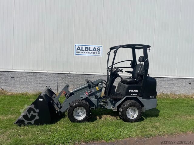 Loader Giant D263SW / G1500 xtra kniklader 290 uur!