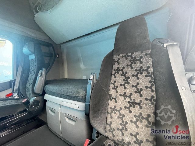 Standard tractor unit Scania S 450 A4x2NA DIFF-L RETARDER PARK AIRCO ACC