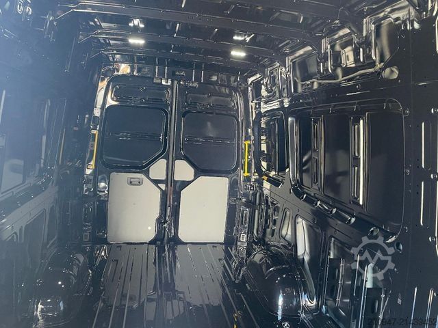 Panel van MAN TGE 3.180 L4H3 Kasten 4x4 STANDHZ ACC LENKRADHZ