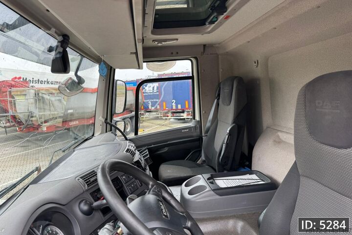 Suitcase DAF CF 290 Day Cab, Euro 6, / Tallift