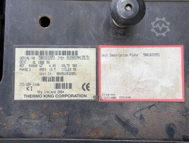 Kühlauflieger SAMRO ISO BOX THERMO KING ONLY 846 ENGINE HOURS STEERI