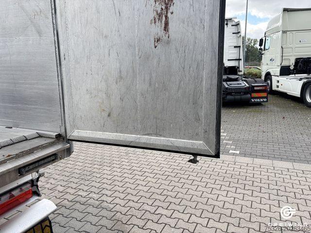 Walking floor semitrailer KRAKER K-Force