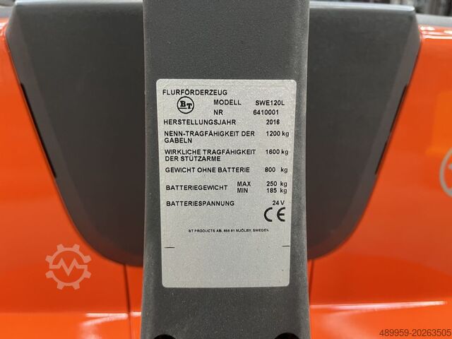 High Lift stacker BT SWE 120 L