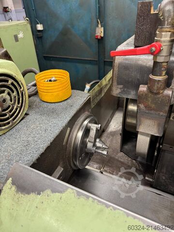 Centerless Cylindrical Grinding Machine TOS HOSTIVAR BHU 32