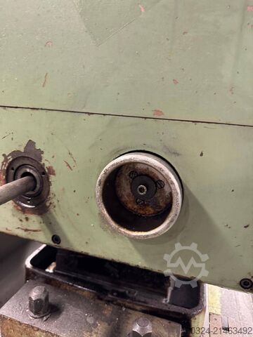 Centerless Cylindrical Grinding Machine TOS HOSTIVAR BHU 32