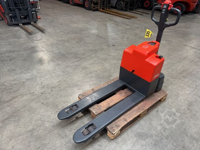 Manual pallet jack Linde MT 15-1133-01 [ID: 335]