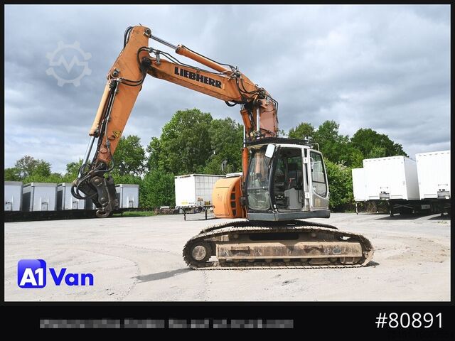 Special purpose truck LIEBHERR 924 Compact, Kettenbagger