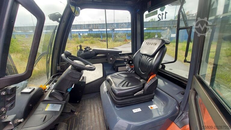 Diesel Forklift Toyota 02- 8FDF25