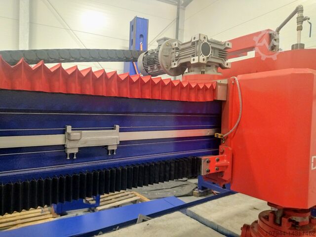 Stone circular saw with 45 degree tilt Dianormet DLQ-700H45