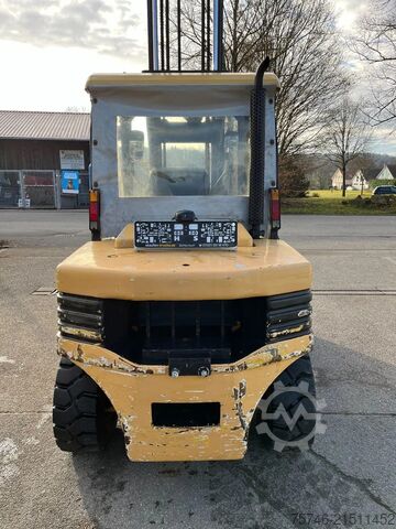 Geländestapler Daewoo D40S*TRIPLEX*DIESEL*alle Zinkenverstellungen*ge...