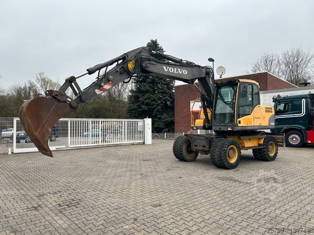 Mobile excavator VOLVO EW140C Mobilbagger