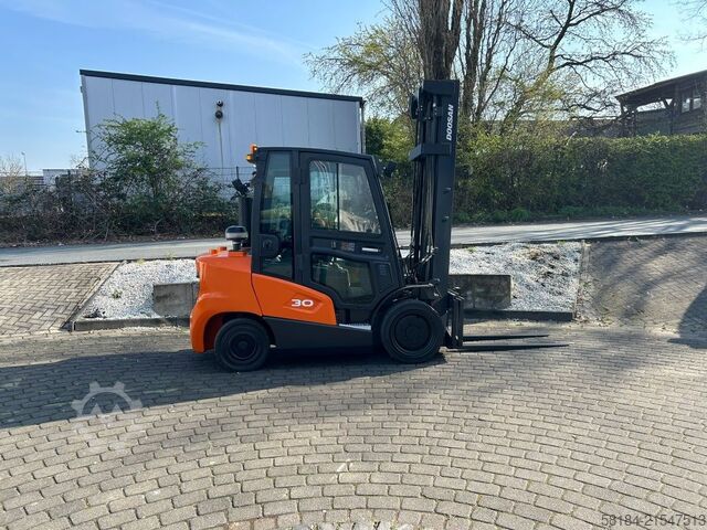Dieselstapler Doosan D30S-9